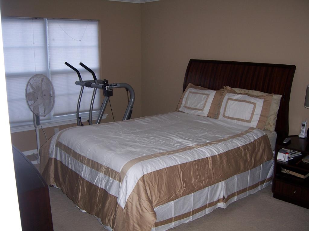183 OLD FARM DR