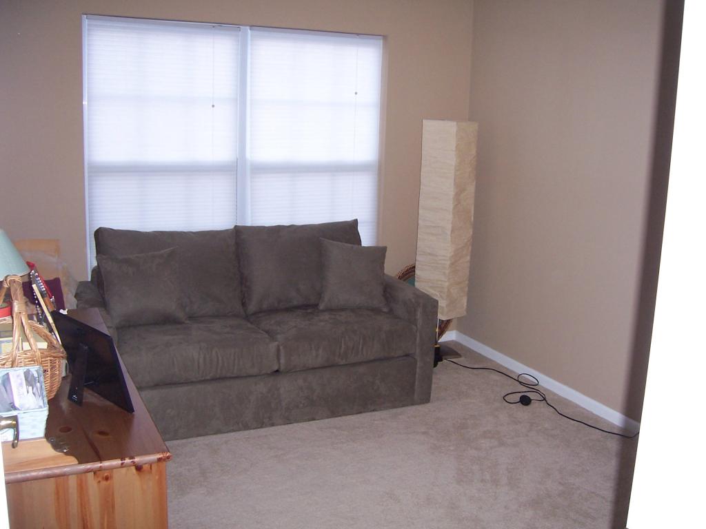 183 OLD FARM DR