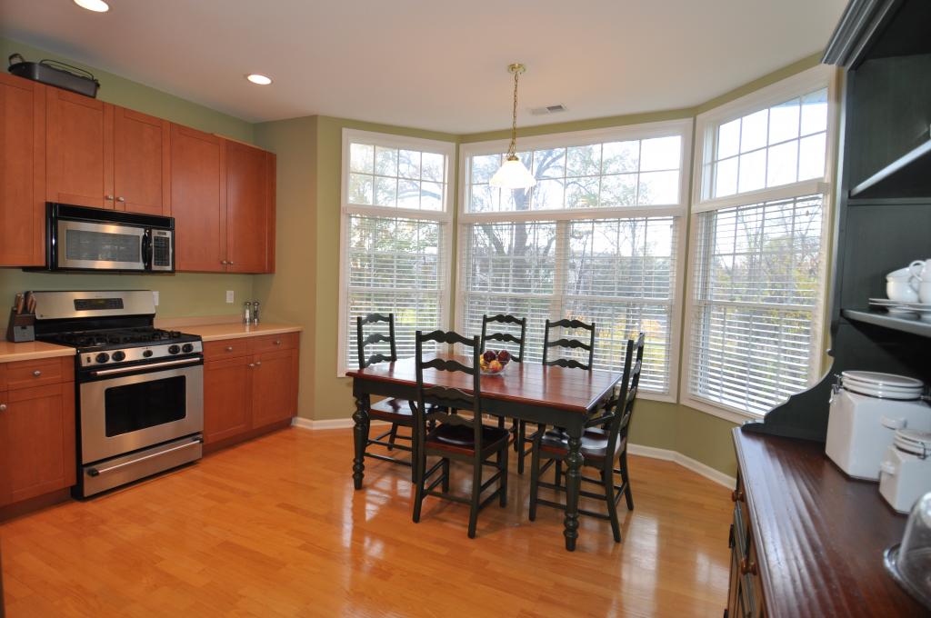 115 CROWN CT