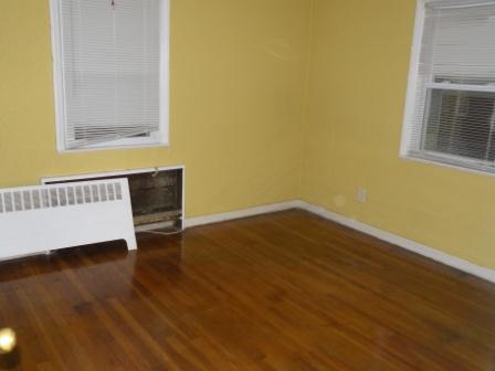 217 PHELPS AVE