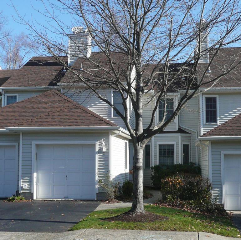 MLS #/Web ID: 2729241
