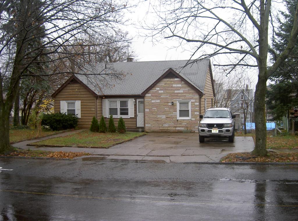 MLS #/Web ID: 2729341
