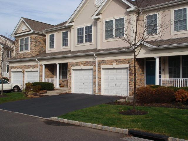 MLS #/Web ID: 2729441
