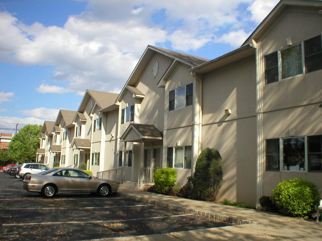 485 SADDLE RIVER ROAD