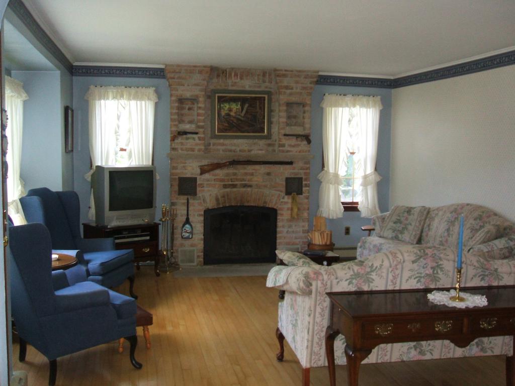 MLS #/Web ID: 2696942