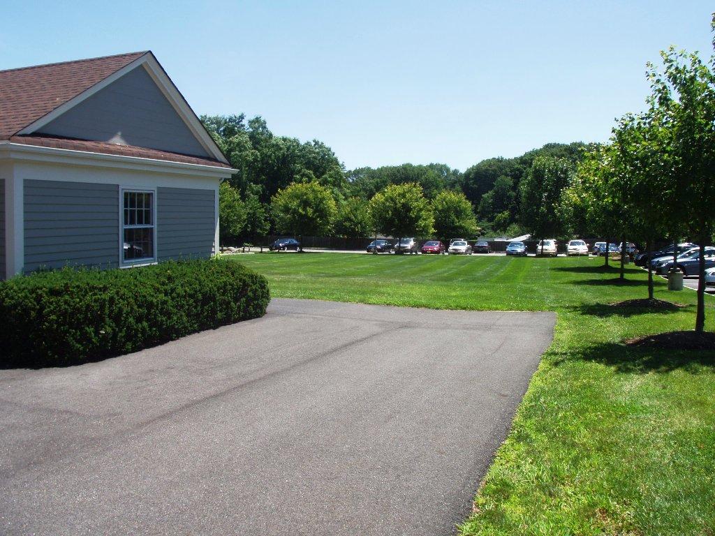 MLS #/Web ID: 2698942