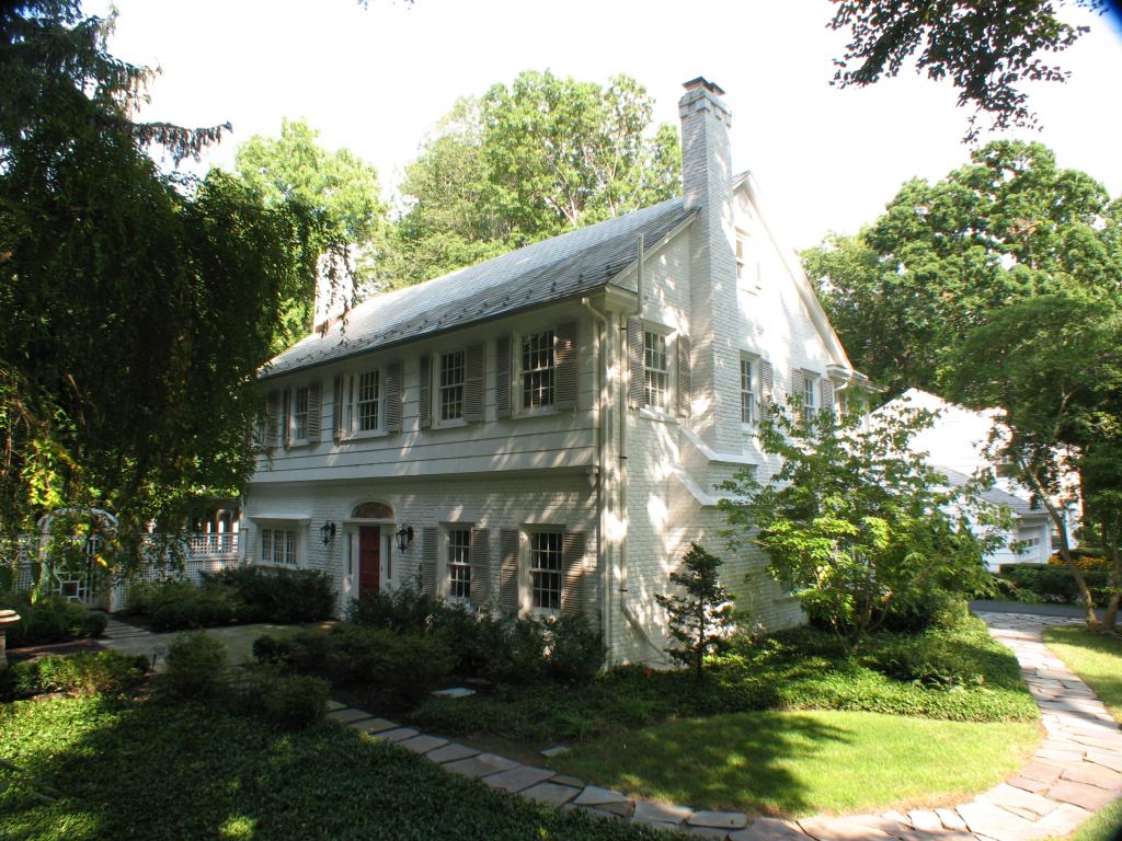 MLS #/Web ID: 2710642