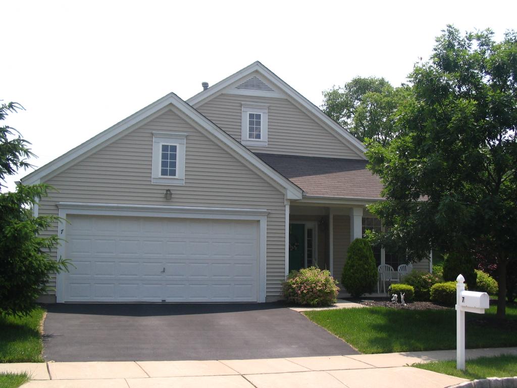 7 Mackey Drive