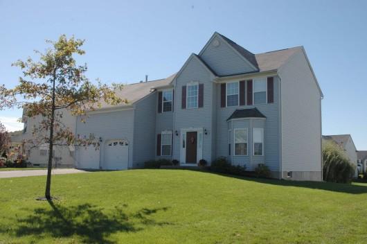 MLS #/Web ID: 2717642