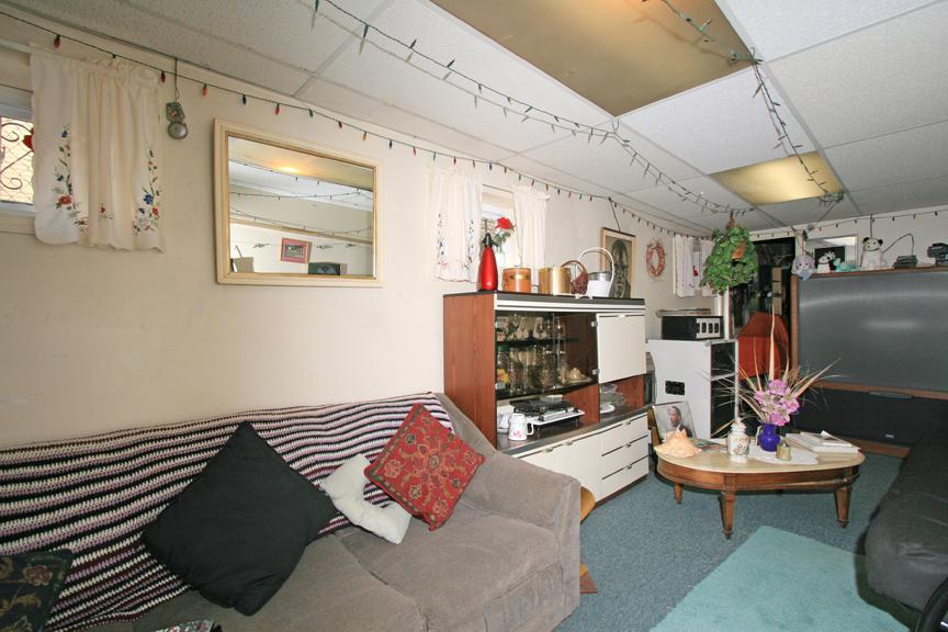 MLS #/Web ID: 2718742
