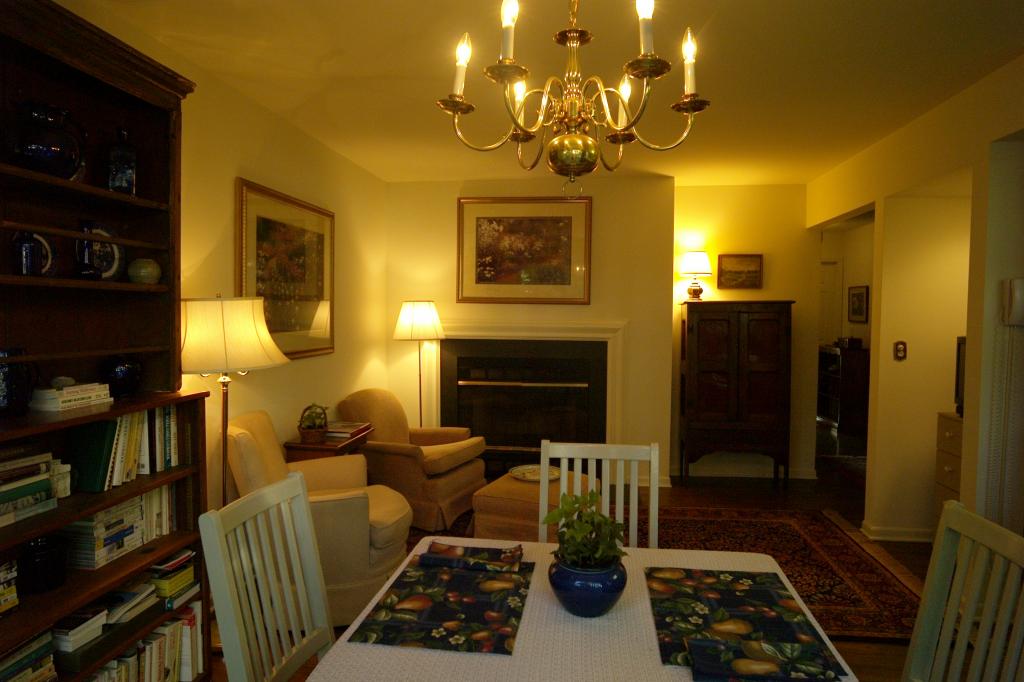12 KNOLLCREST RD