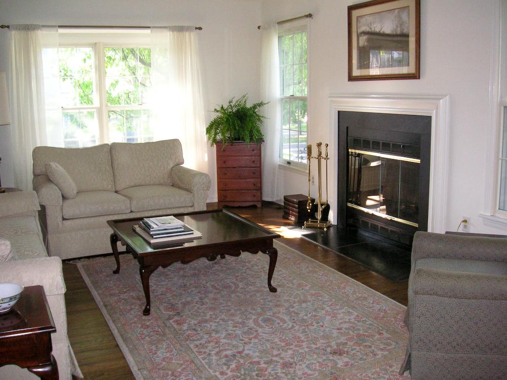 12 KNOLLCREST RD