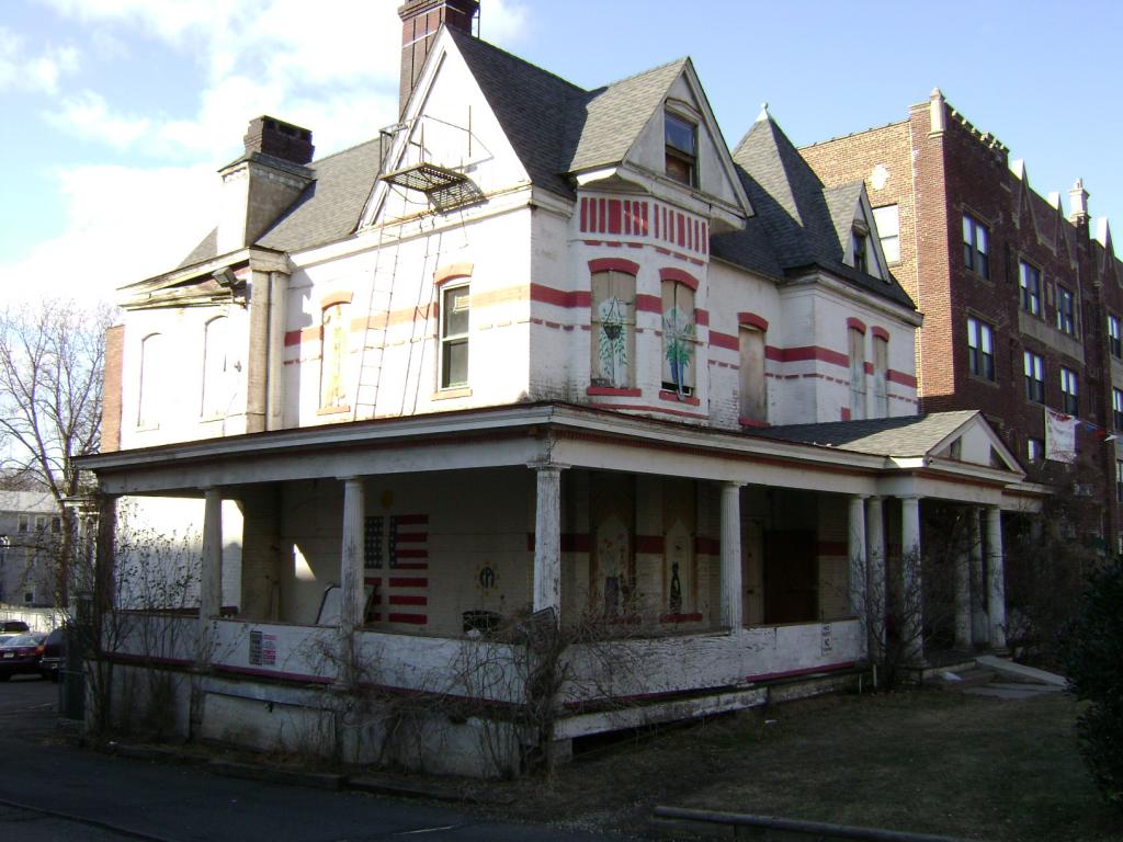 MLS #/Web ID: 2653443
