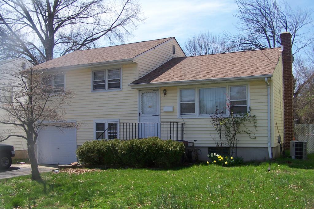 MLS #/Web ID: 2674243