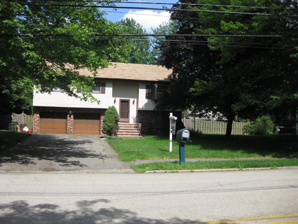 MLS #/Web ID: 2680343