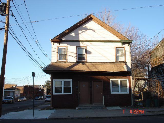 MLS #/Web ID: 2702843
