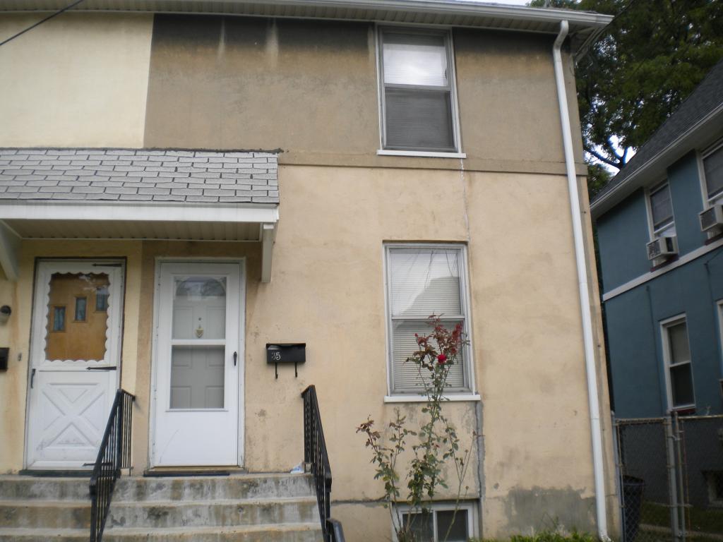 35 KERLYN CT