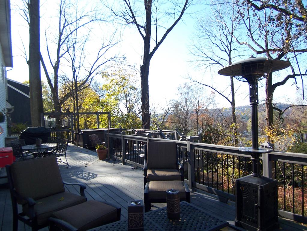 66 HILLSIDE RD