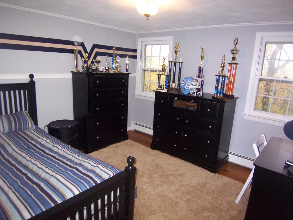 66 HILLSIDE RD