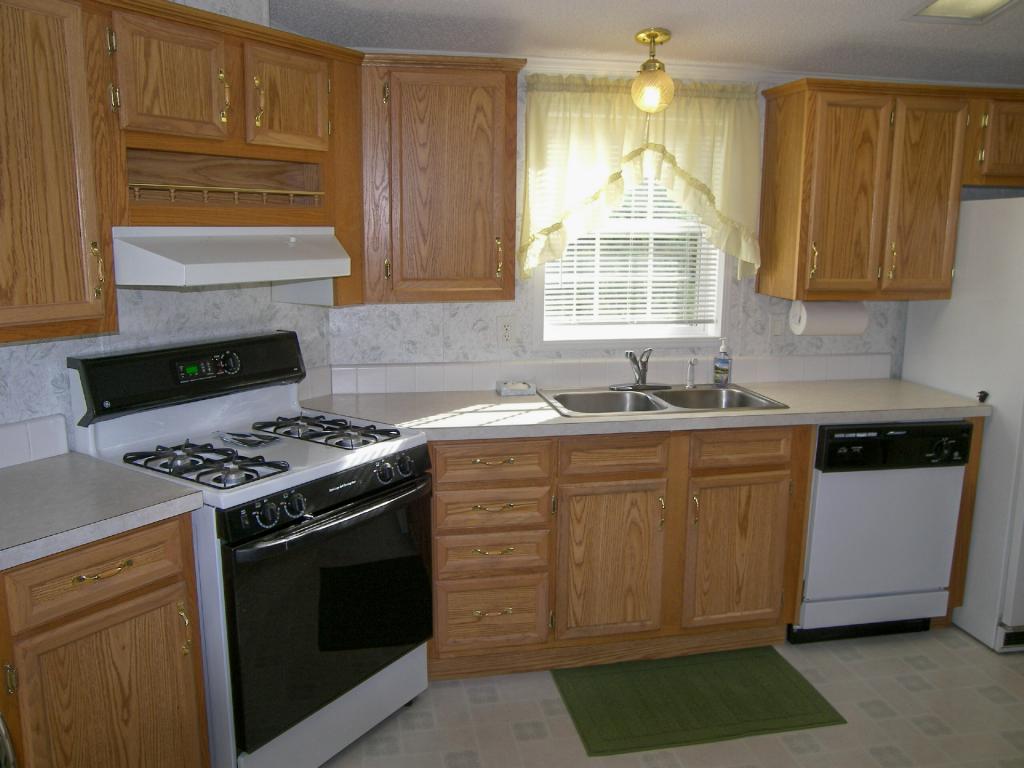 MLS #/Web ID: 2724843
