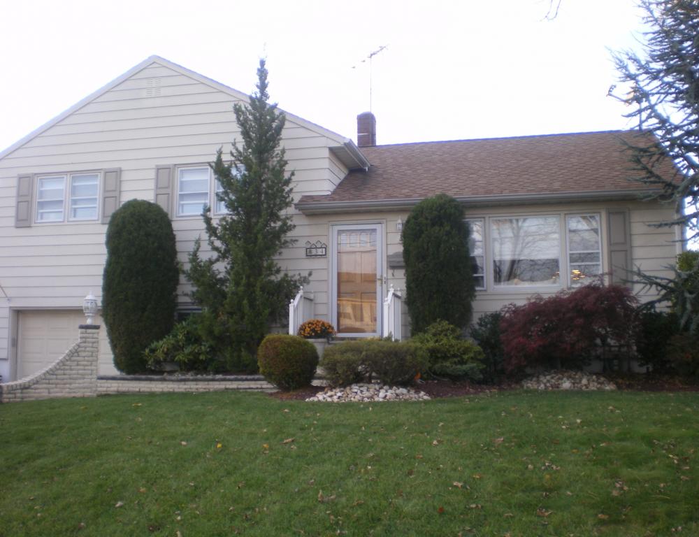 MLS #/Web ID: 2725243