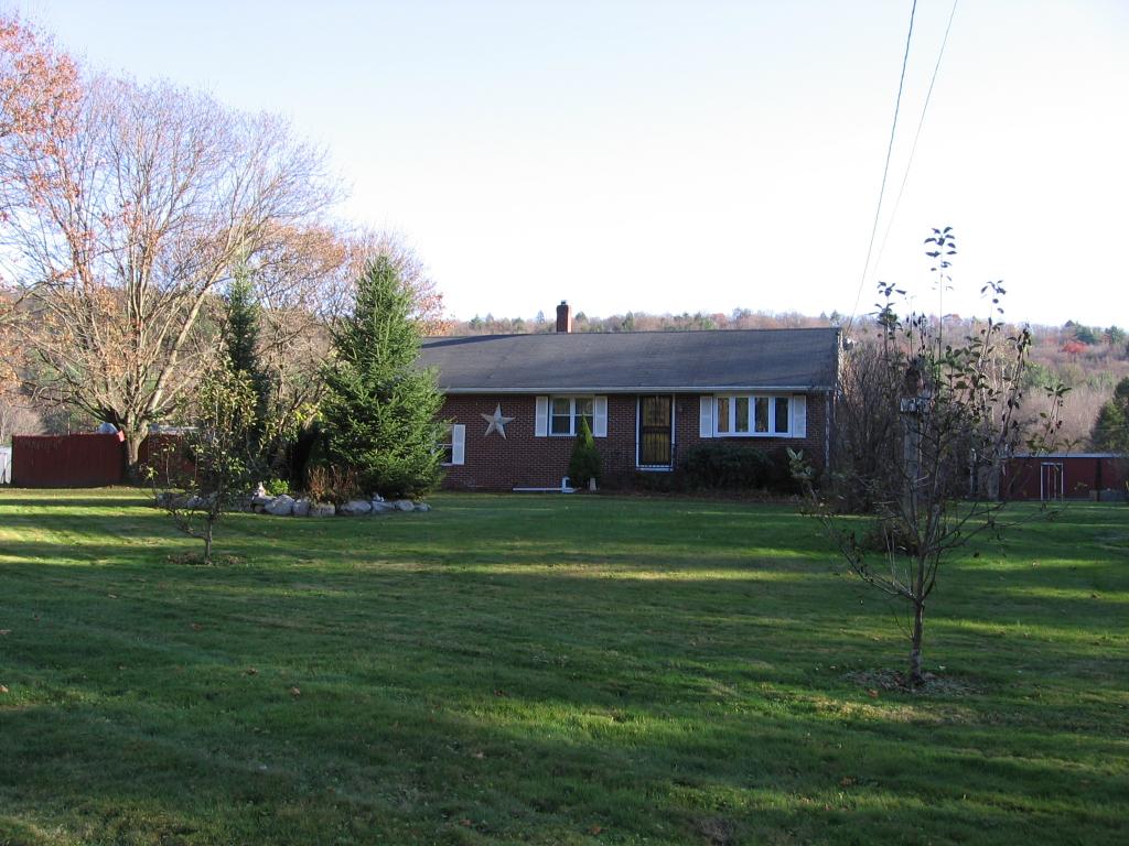 183 RIVER RD