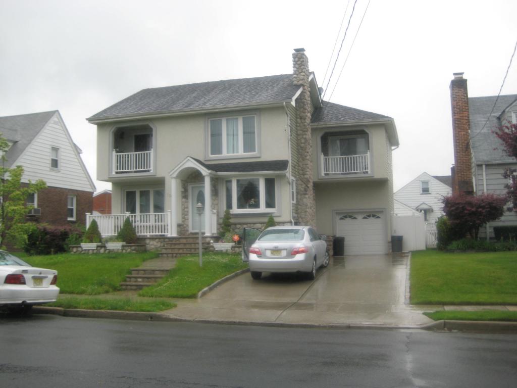 MLS #/Web ID: 2686744