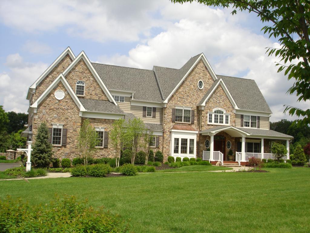 5 Monica Court