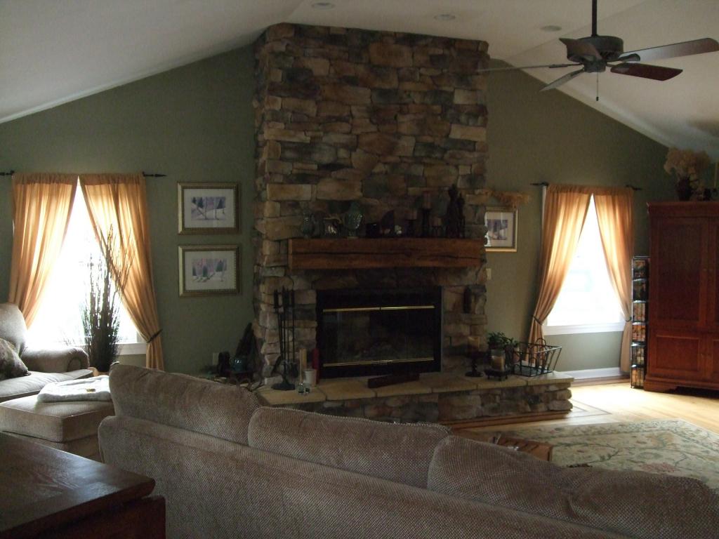MLS #/Web ID: 2698644