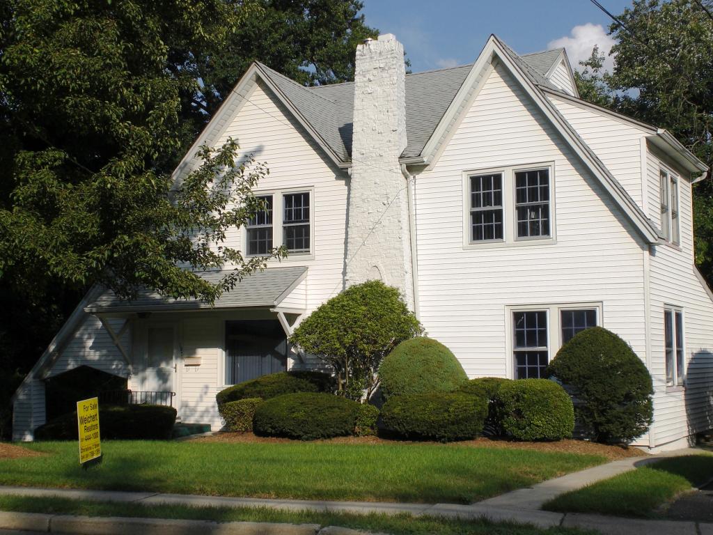 Single Family Home for Sale, ListingId:14210200, location: 195 Boulevard Glen Rock 07452