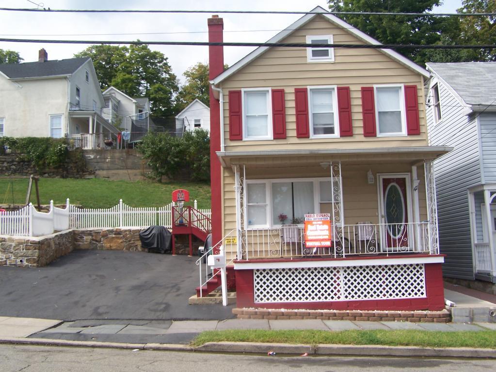 MLS #/Web ID: 2713144