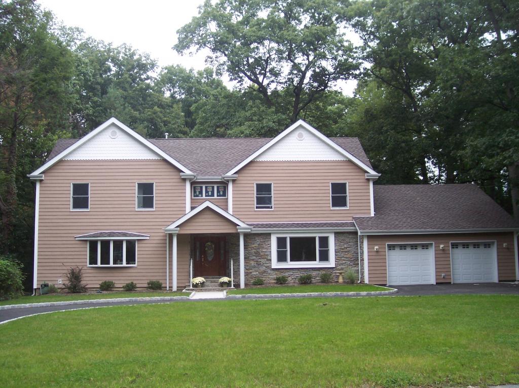 19 GROVE ST