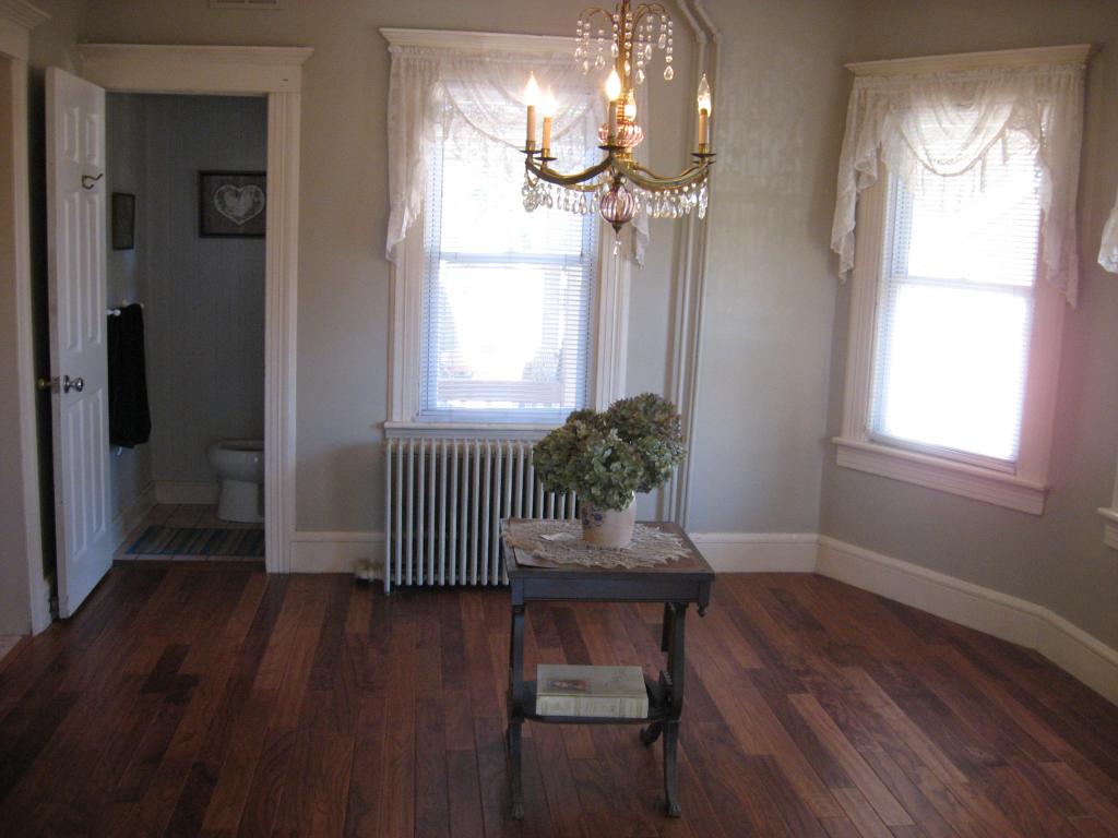 MLS #/Web ID: 2721544