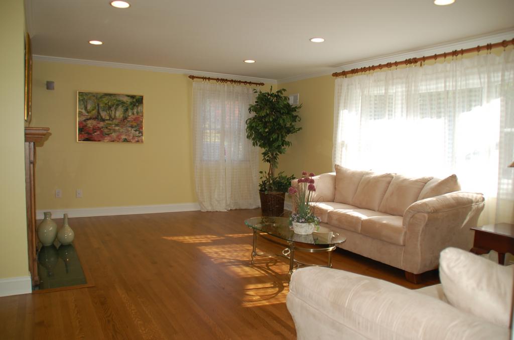 68 BELMONT DR