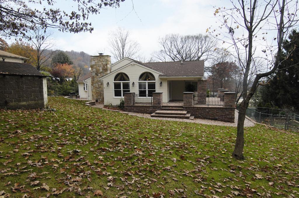 MLS #/Web ID: 2724844