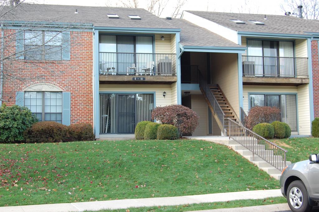 17 BALDWIN CT