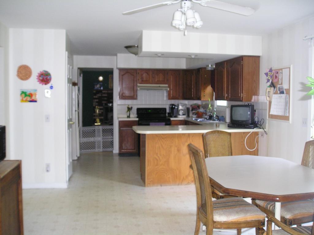 MLS #/Web ID: 2692945
