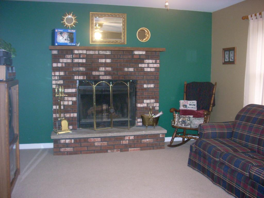 MLS #/Web ID: 2692945