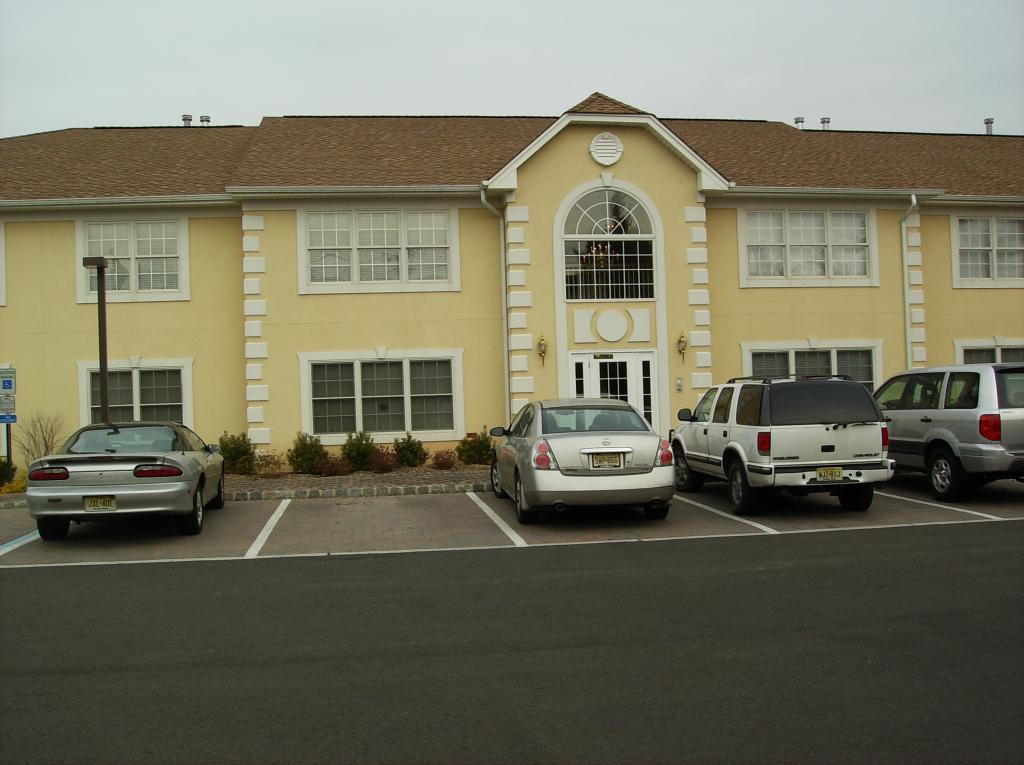 MLS #/Web ID: 2697945