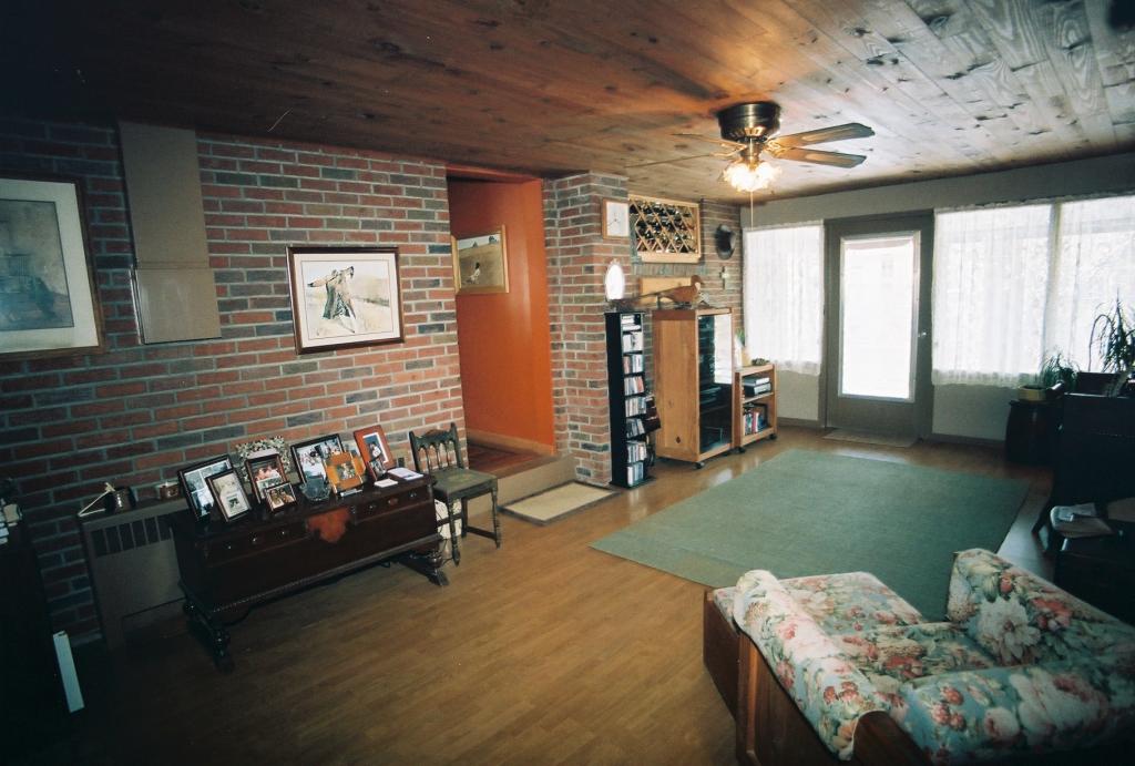 MLS #/Web ID: 2701345