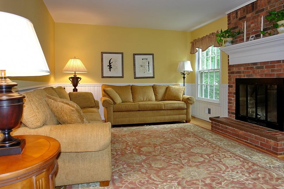 MLS #/Web ID: 2706945