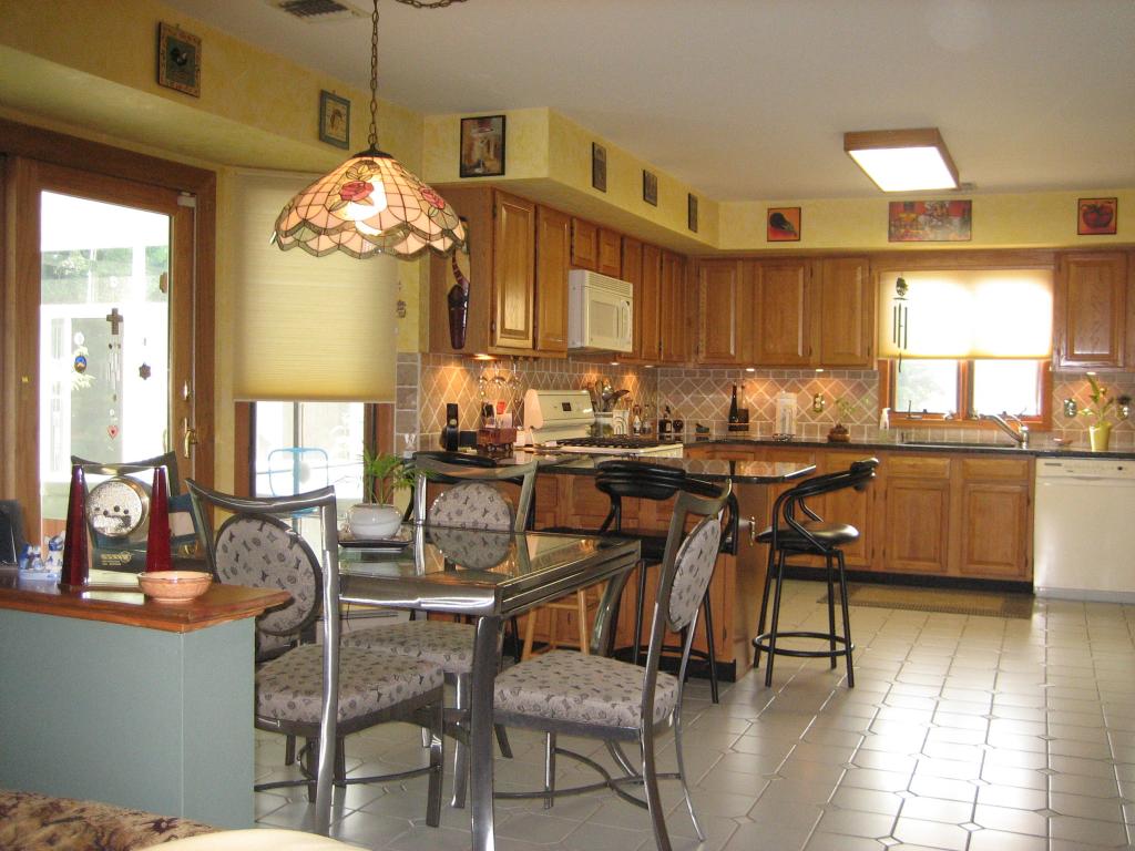 MLS #/Web ID: 2708345