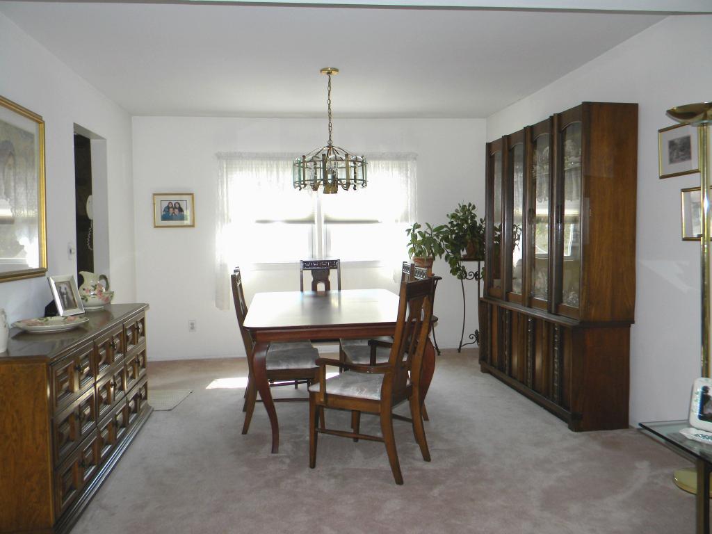 166 ACORN DR
