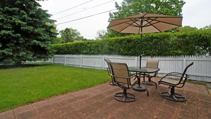MLS #/Web ID: 2710645