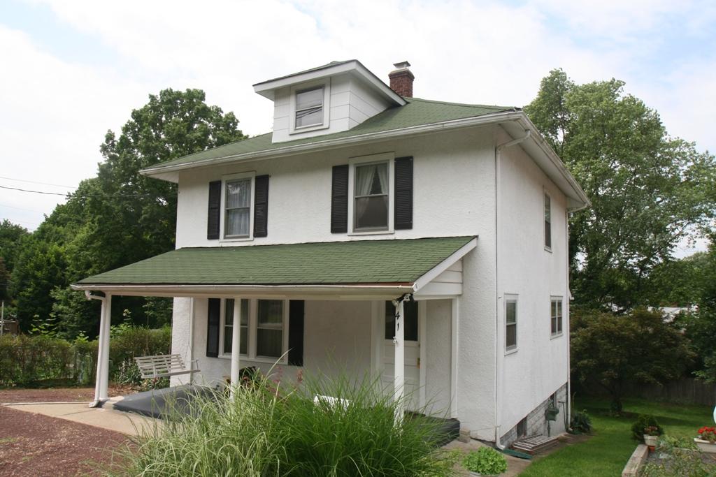 MLS #/Web ID: 2711345