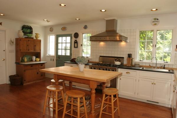 MLS #/Web ID: 2712345
