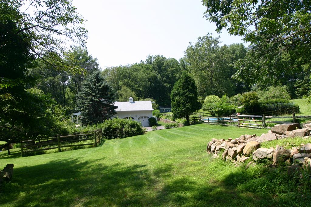 MLS #/Web ID: 2712345