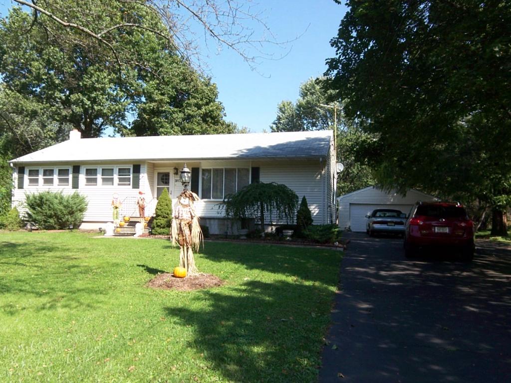 MLS #/Web ID: 2717345