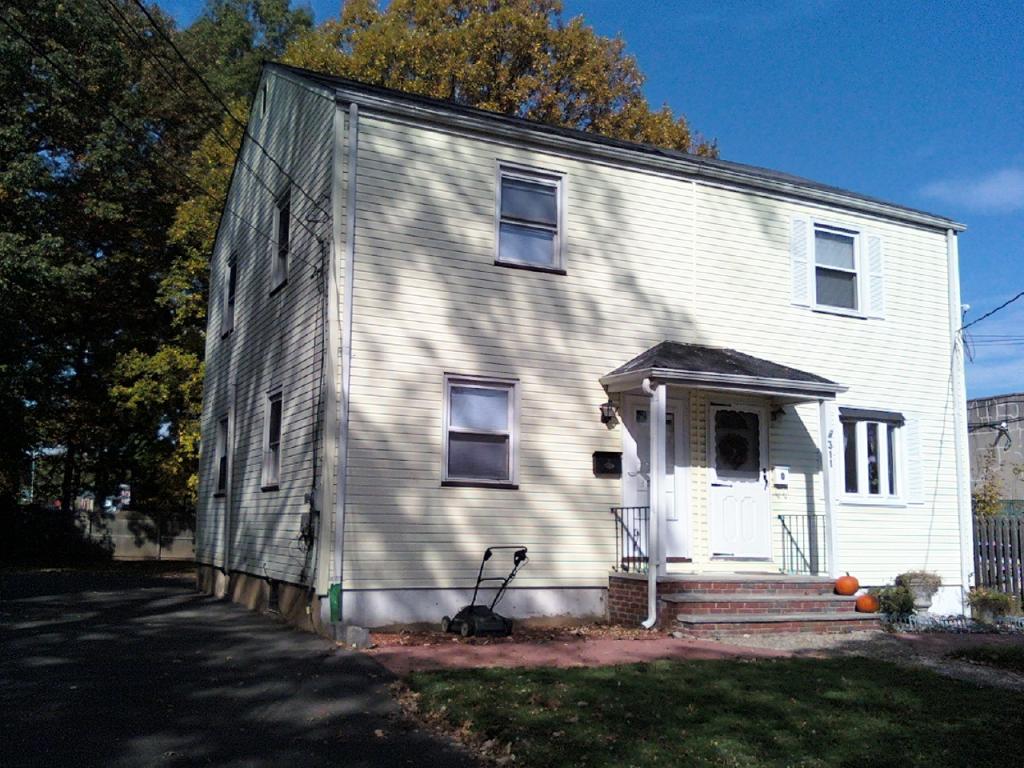 MLS #/Web ID: 2722645
