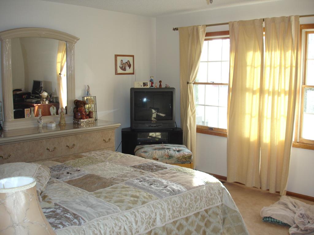 MLS #/Web ID: 2725145